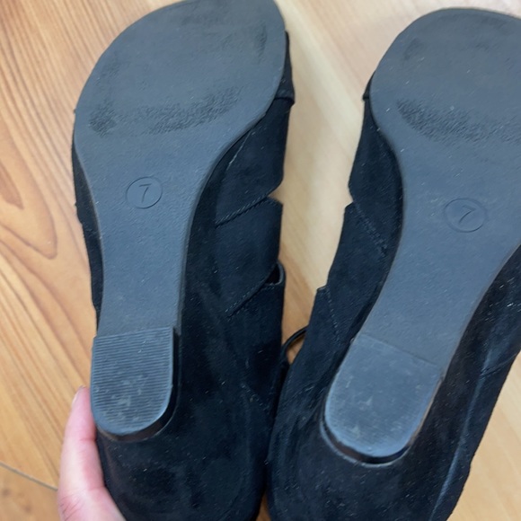 Dress Barn gladiator sandal - Picture 5 of 7